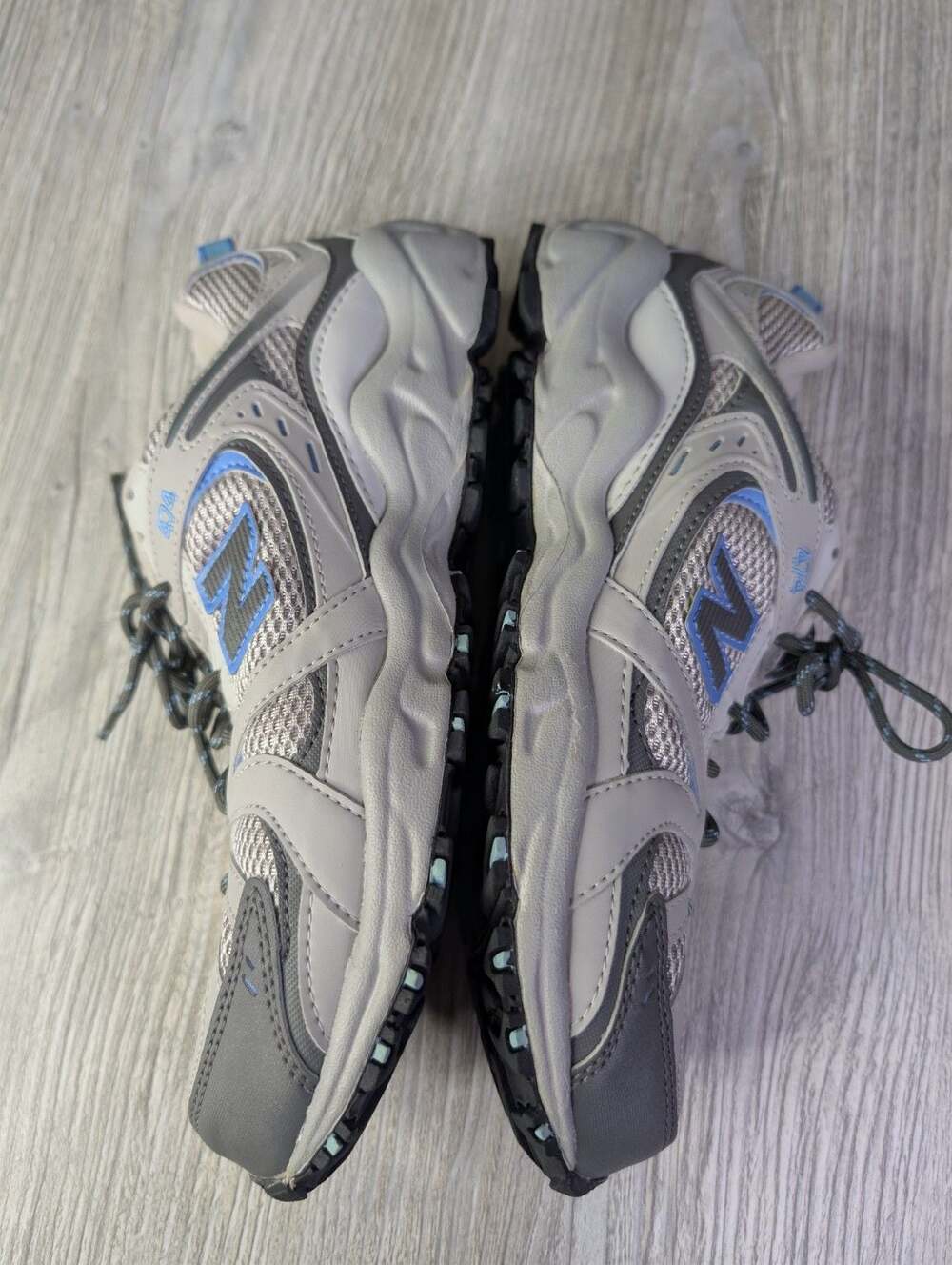 New Balance Women's 474 All-Terrain Trail Running Sneakers Gray/Blue Size 9.5D